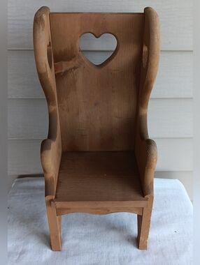 Vintage Wooden Heart Chair. Can Be Used For Dolls, Plants, Etc. 8 1/2"Wx7"Dx17"H
